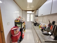 A1D4E3D5-ACCB-45F3-B7DA-7B0E0470FF72