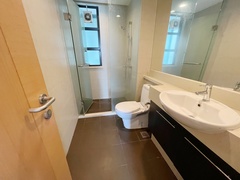 2D32013F-2103-435D-B288-CC4D37AD248E