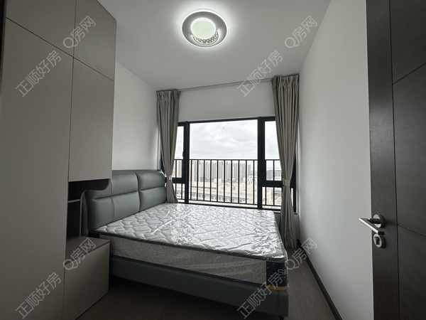 93595530-69B2-4F42-AF42-631382263399