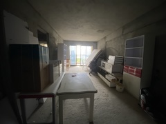 house_img