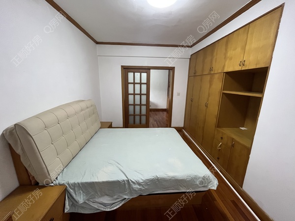 746A54D5-4ADC-4195-880B-1654DCBB586F