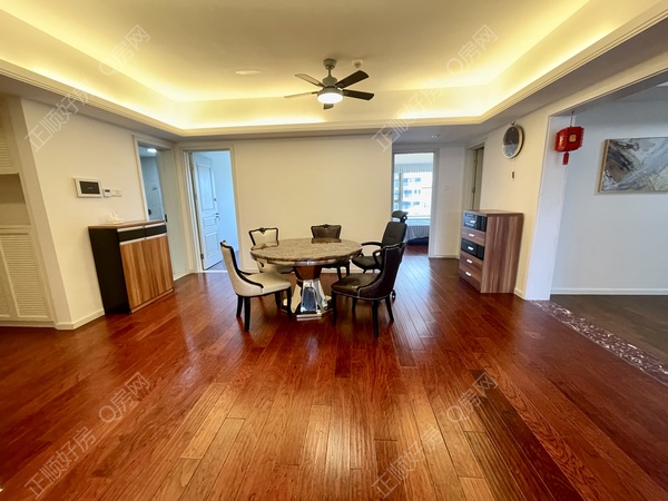 86B815E8-DA17-4916-8979-34DB4E2E5530