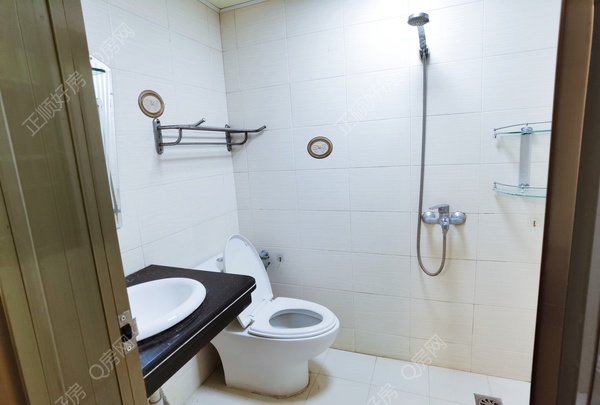 76FD3AC3-CE0E-4E82-A911-F5120925BF8C