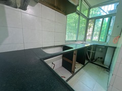 8E9C42F1-26CF-49EA-9714-6AB39E7475DE