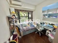 FBF6D4AB-6B24-4708-A6BA-69516D4AC81B