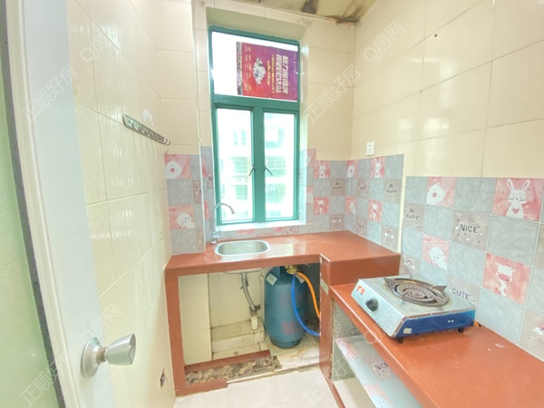 ED51C4E1-5E1F-495A-9162-861E61FE0739