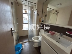 E1084803-F511-48E3-AC6D-0AD0DC86ED3F