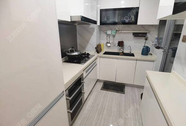 B110FDD5-6F78-4BD8-9B72-8F3858705F4A