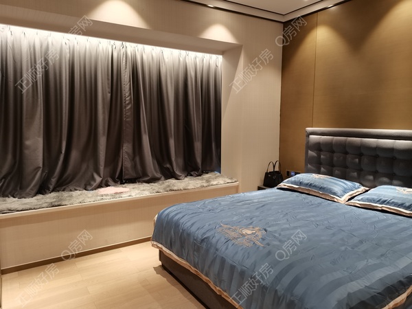 86E9E767-9F5D-446F-86A7-E527B032B049