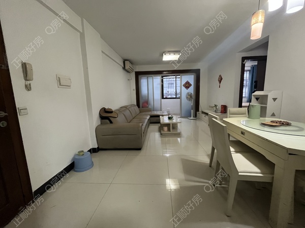 7779A0AF-9869-465D-93E8-BEC484F25C6B