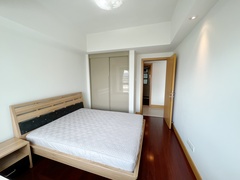 1EF3F475-306F-412E-8510-5EE83FF76571