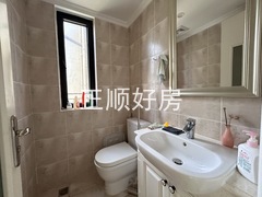 FC7630BB-9CFD-4E1D-B208-7B04FA624DF8