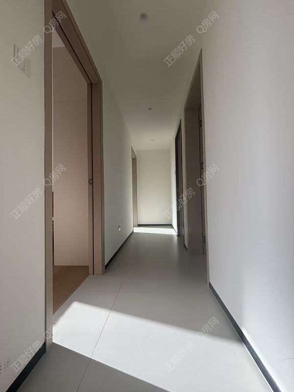 6B3404BE-E475-4CD4-9E9D-37BD4C6C3FEA