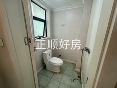 927B63FF-64C2-447C-9621-E45895C48D1F