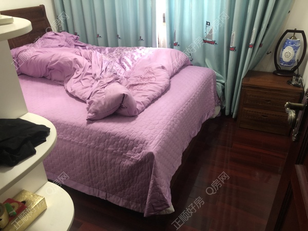 6B58F466-44D7-4E14-8E1B-1367A26389EB