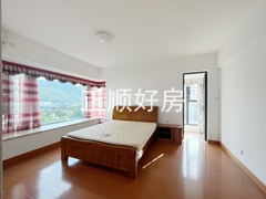 B20FAD1F-3EB3-4AA5-819C-B8353CAD583D