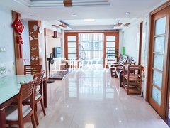 86243EDC-D253-4DDA-9A2C-BB9B2F44949B