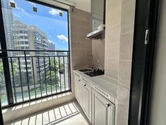 CCF24033-53B5-47D7-9366-CA8A2B6899B1