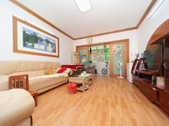 house_img
