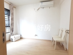 次卧
