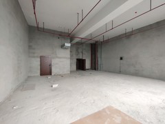 house_img