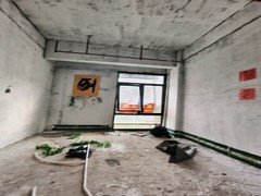 house_img