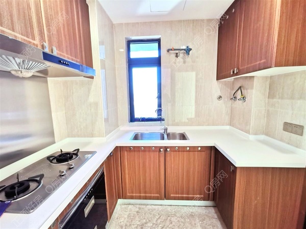 1703496080625_edit_58829834146229