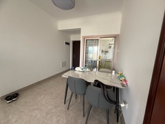 house_img