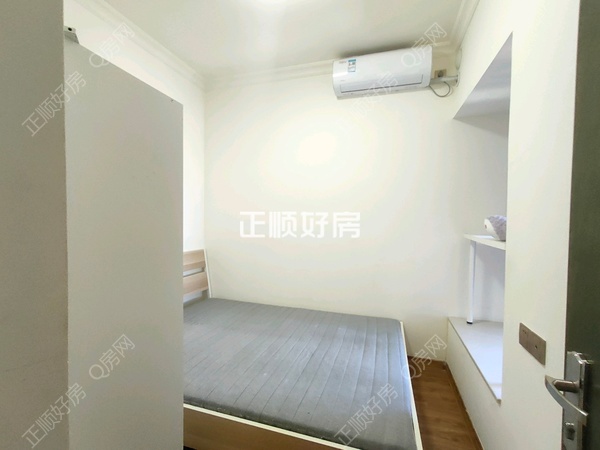 次卧