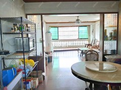 house_img