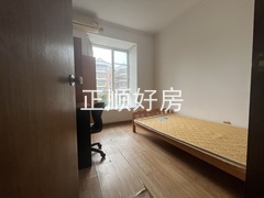 次卧