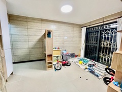 一楼入户花园