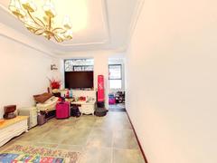 house_img