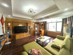 house_img