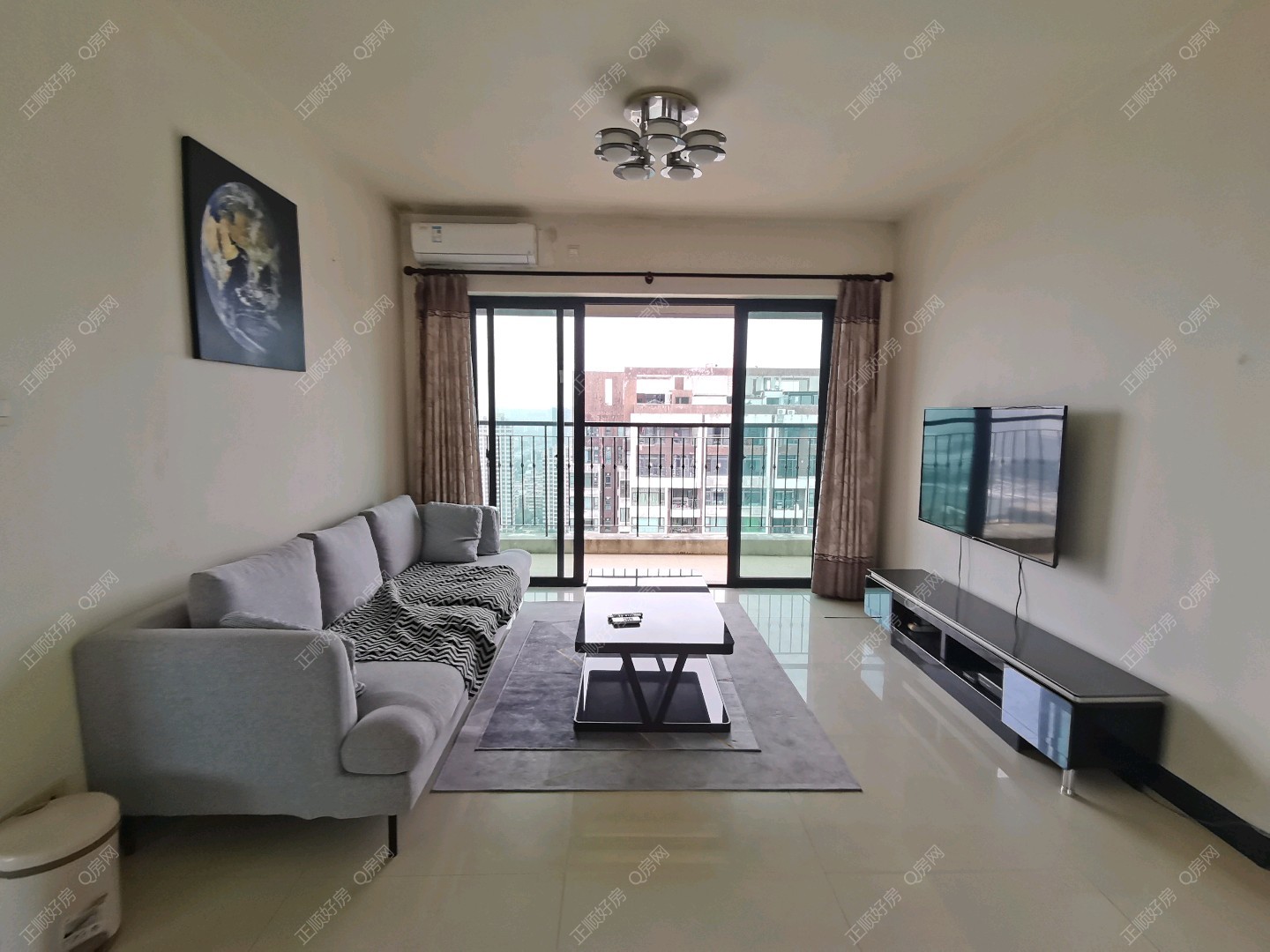 华发新城五期 2房2厅1卫 精装 86.00平