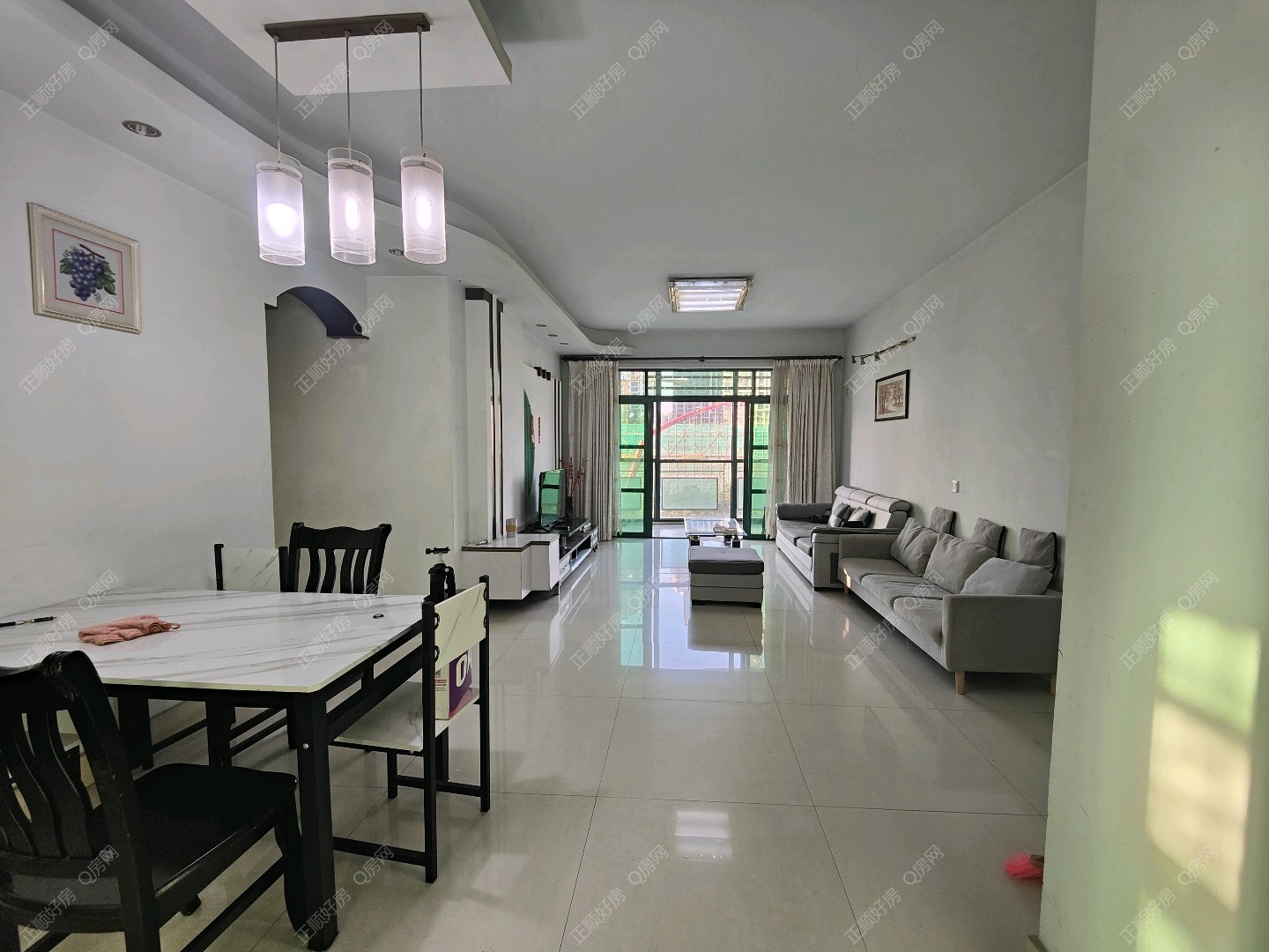 银石雅园 电梯北向3房 精装修 不超马路 看小区园林