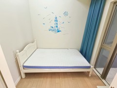 次卧