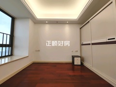 主卧