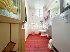 南向卫生间