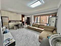 house_img