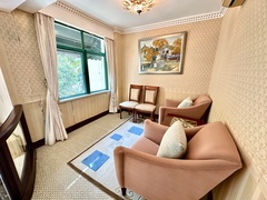 二楼偏厅可做房