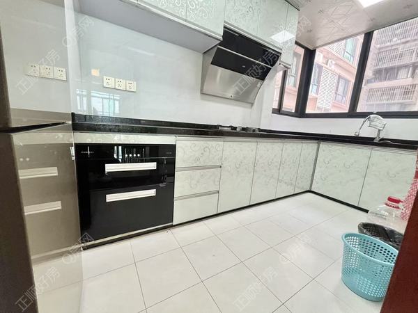 15e3eafe12fab3bba76e6819e662d79c