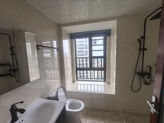 6e5a3abde2deeb08ae780a19ad25e346