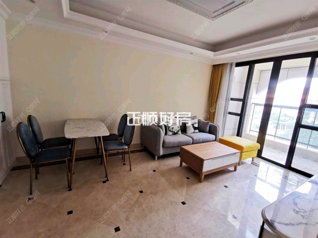 横琴口岸K2荔枝湾84平方复式四房