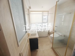 c564db43d49f48c89e1e12b360c7ab82