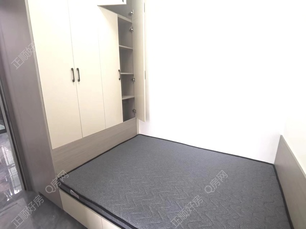 32f832cd4699a43f3f29b357e4e7b1c