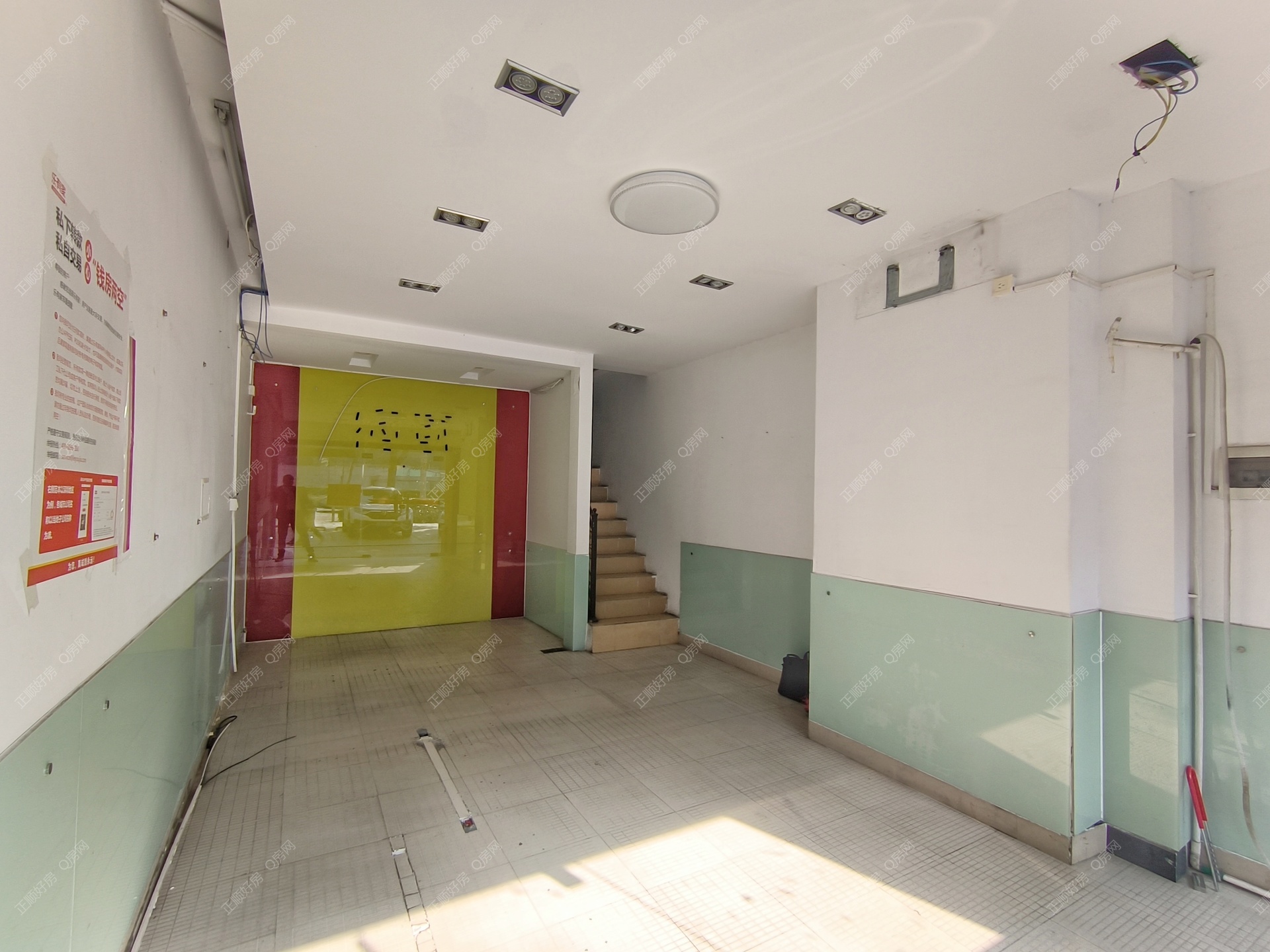 市场旁临街商铺诚心出售，复式租一层得2层