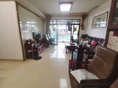 客厅