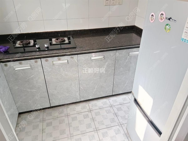 s387FF556A2CC4B258C074A9D1EBFBD95.jpg1029736