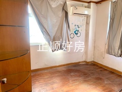 次卧